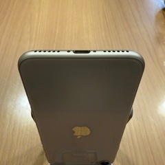 iPhone se3 128GB SIMフリーの画像