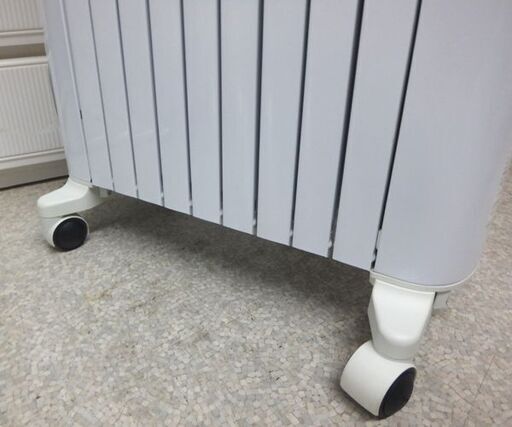 デロンギ ユニカルド オイルヒーター RHJ65L0915 ホワイト 1500W DeLonghi☆ 札幌市 北区 屯田 
