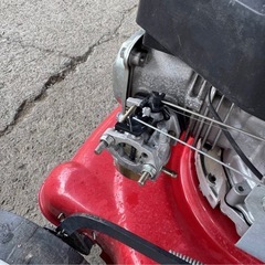 A-261△ v 岐阜発/ ジャンク/ メーカー等不明/ 芝刈り機/ ガソリンタンク. エアークリーナー欠品/ 動作未確認/ 現状品/ R7.8/29 △の画像