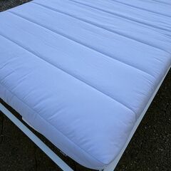 【ジモティ限定特価】 シングルベッド マットレスセット ホワイト コンセント付きフレーム ① A0909Gの画像