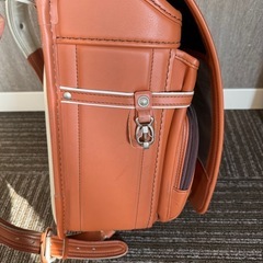 ランドセル、キャメルの画像