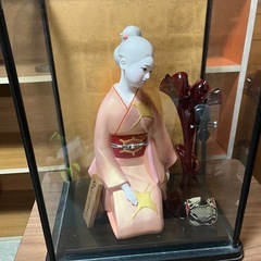 陶器　日本人形
の画像
