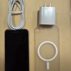 iPhone se3 128GB SIMフリーの画像