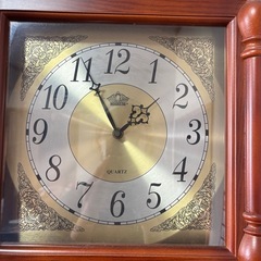 QUARTZ　振り子時計　置き時計の画像