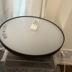 シーリングライトの画像