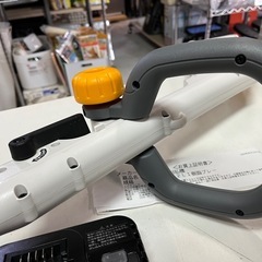kyocera 京セラ 充電式刈払機 (草刈機) BK-1802L1 付属品完備 動作確認済 2024年購入品 樹脂ブレード12枚付き 中古美品 ④の画像