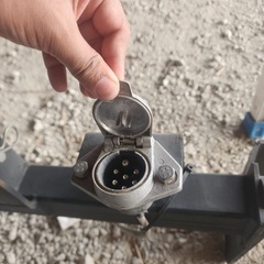 30プリウス用ヒッチメンバーの画像