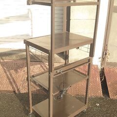 『中古で使用感があるからリーズナブル価格🎶✨🎶』キッチンラック 4段 ダークブラウン キャスター付きの画像