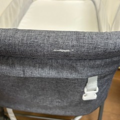 ベビーベッドの画像