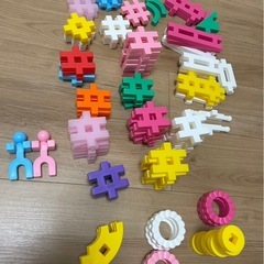 【美品】パーツ揃ってます　ニューブロック（お城セット）学研の画像