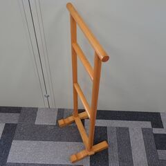 衣桁 帯掛 タオル掛 手ぬぐい掛け 上部横幅39cm×高91cm 木製 呉服 着物 和服 家具 民具 ディスプレイ 直接引取可 在庫多数#15126-15131の画像