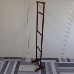 衣桁 帯掛 タオル掛 手ぬぐい掛け 上部横幅42.5cm×高151.5cm 木製 朱塗 漆塗 呉服 着物 和服 家具 民具 ディスプレイ 直接引取可 在庫多数#15176-15184の画像