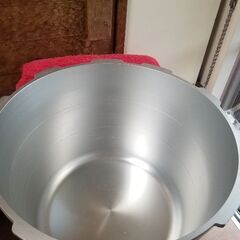 Hokua  　 北陸アルミウム 　業務用圧力鍋　 容量50リットル　圧力鍋の画像