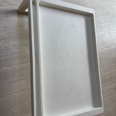 【無料】折りたたみ机(やや訳あり)の画像