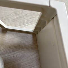 【無料】折りたたみ机(やや訳あり)の画像