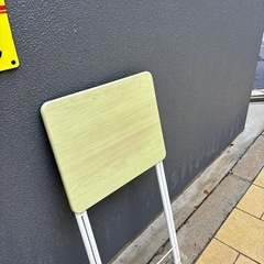 山善　折りたたみテーブル500 ✖️480✖️900かの画像