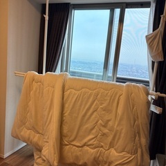 室内物干し　突っ張りの画像