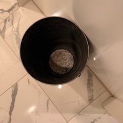 ブリキバケツ フラワーベースの画像