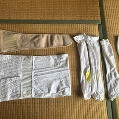 腹帯　骨盤ベルト　着圧ソックスの画像