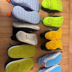 子供靴まとめ売り　7足の画像