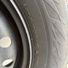 スタッドレスタイヤ195/65/R15
の画像