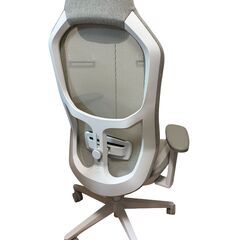 【美品】ゲーミングチェア Fractal Design Refine Mesh Light の画像