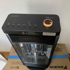 DAIKIN ダイキン セラムヒート　2023年製の画像