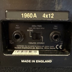 Marshall 1960A ギターアンプキャビネットの画像