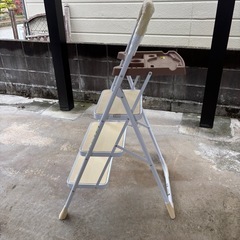 3段脚立  手摺付きの画像