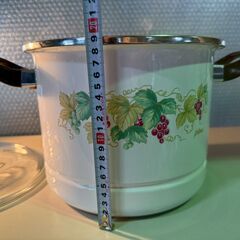 【お引取 限定】ホーロー両手鍋　直径26センチ　調理器具　＊027Gの画像