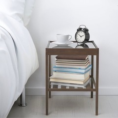 IKEAサイドテーブルの画像