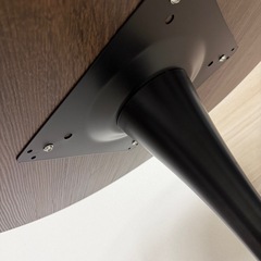 丸テーブル　ダイニングテーブル　ブラウンの画像