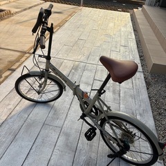 折りたたみ自転車の画像