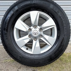 プラド純正ホイールスタットレスタイヤ付きの画像