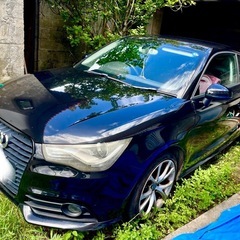 AUDI A1 2013年