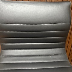 【合皮はがれあり】アルミナムチェア オフィスチェア キャスター付き パソコンチェア デスクチェアの画像