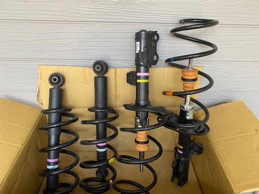 TOYOTA トヨタ　アルファード 純正  サスペンションキット サスキット ショック　1台分　GG H 3 5 W