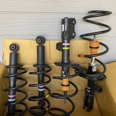 TOYOTA トヨタ　アルファード 純正  サスペンションキット サスキット ショック　1台分　GG H 3 5 Wの画像