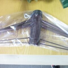 2-1-1　未使用/新品　訳あり特価　アウトレット　クリスマスツリー 210cm  ツリー リアル ヌードツリー スリム 松ぼっくり付 脚カバー 石目調の画像