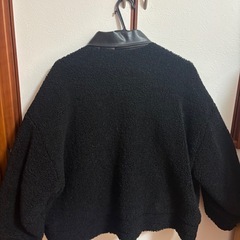 ブラックボワアウターの画像