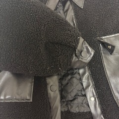 ブラックボワアウターの画像