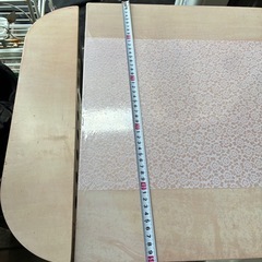 テーブル、椅子セットの画像