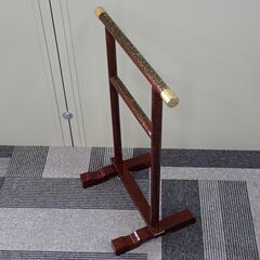 衣桁 帯掛 タオル掛 手ぬぐい掛け 上部横幅39cm×高91cm 木製 朱塗 漆塗 呉服 着物 和服 家具 民具 ディスプレイ 直接引取可 在庫多数#15132-15146の画像