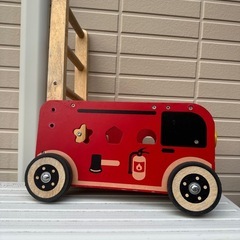 木馬　消防車　おもちゃの画像