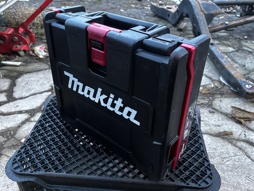 《早い者勝ち》マキタ 40V インパクトドライバー 箱付きセット 中古品