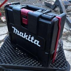 《早い者勝ち》マキタ 40V インパクトドライバー 箱付きセット 中古品  の画像