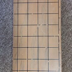 とっても古い、折り畳みできる将棋盤の画像