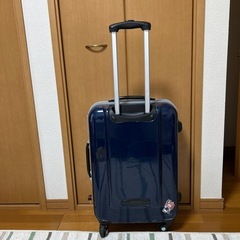 スーツケースの画像