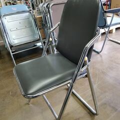 中古 パイプ椅子　グレー　29脚　他の色もあります　1脚1000円！！の画像