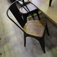 【川崎市宮前区リサイクルオフ】関家具　クラッシュゲート　ダイニングテーブル　椅子4点の画像